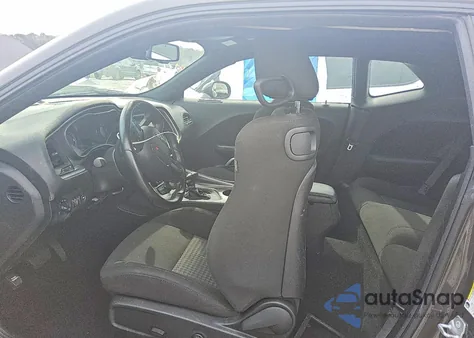 2021 Dodge Challenger Gt z USA, uszkodzony, nr VIN 2C3CDZJG0MH610875